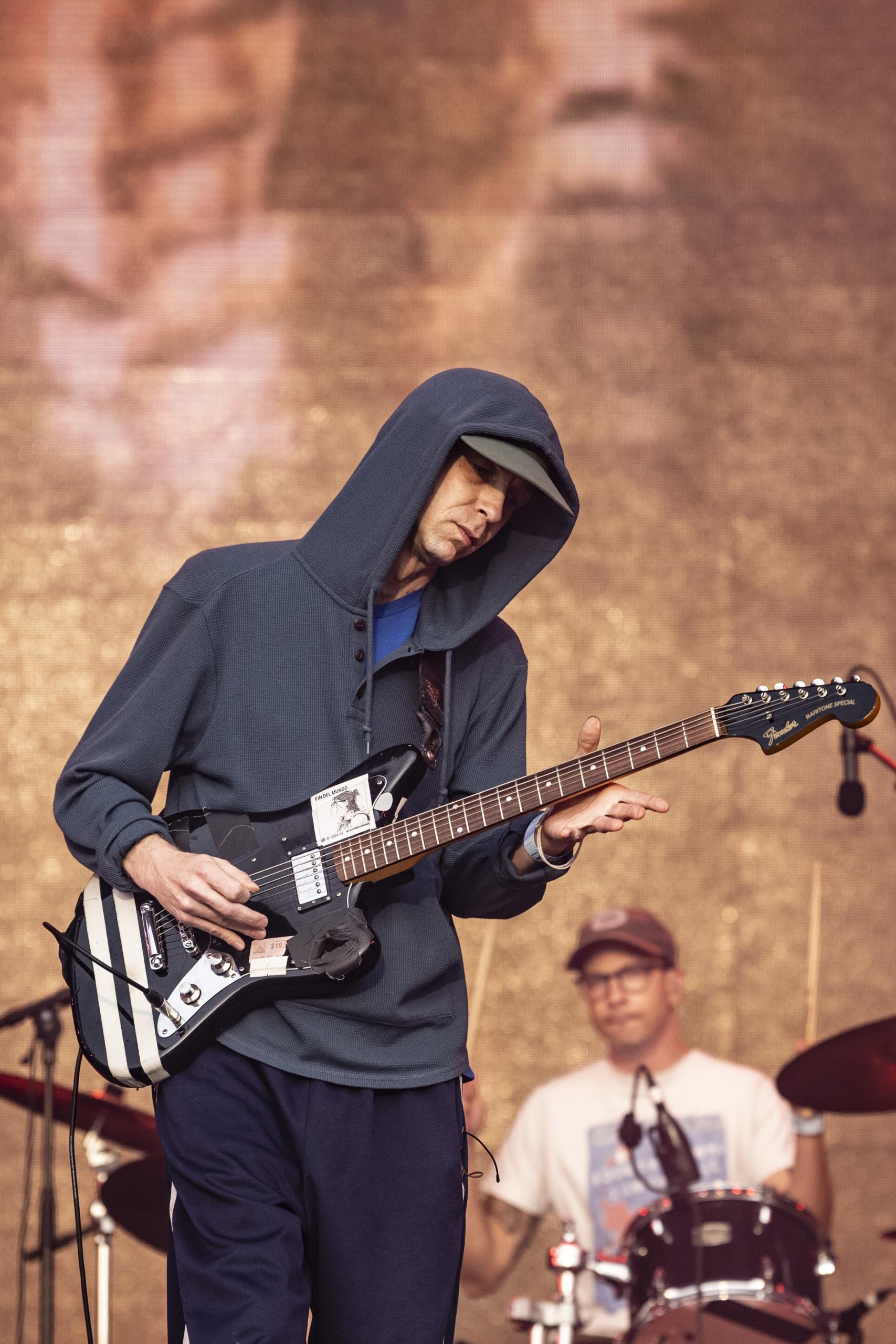 DIIV @ Lokerse Feesten, picture 12, photographed by Sandra Van Watermeulen - FrontView Magazine