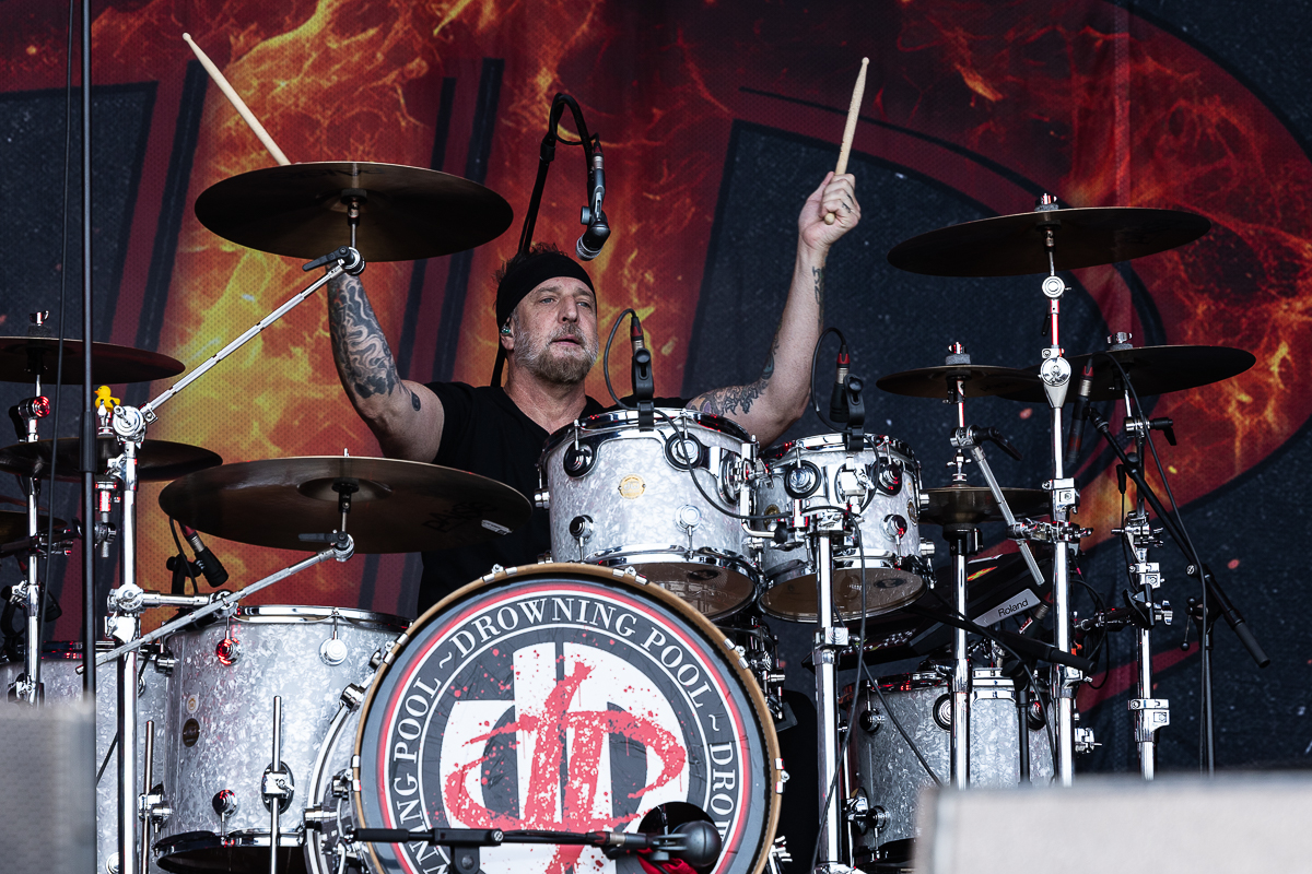 Drowning Pool @ Alcatraz, picture 2, photographed by David Johnson - FrontView Magazine