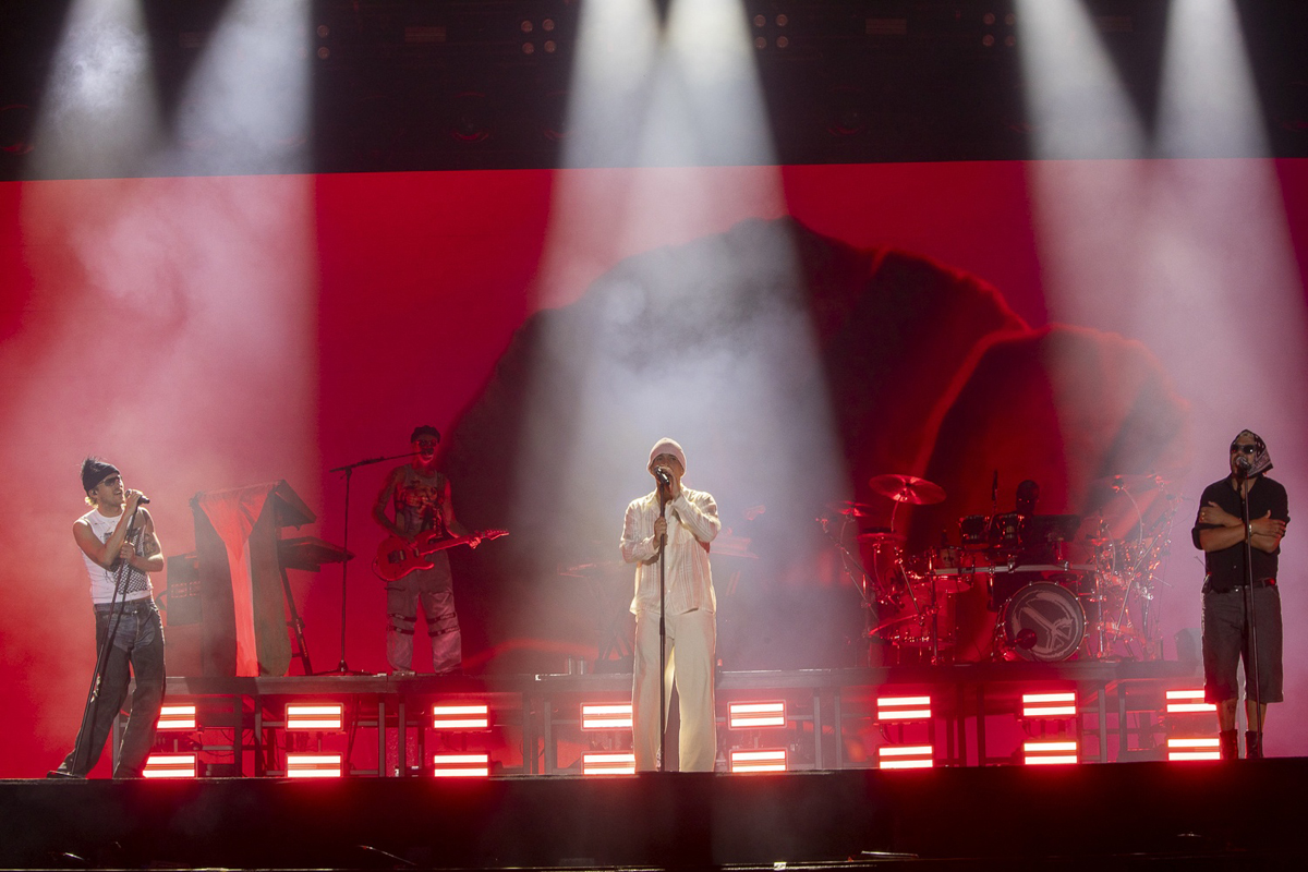 Goldband @ Lokerse Feesten, picture 1, photographed by Edwin Houdevelt - FrontView Magazine