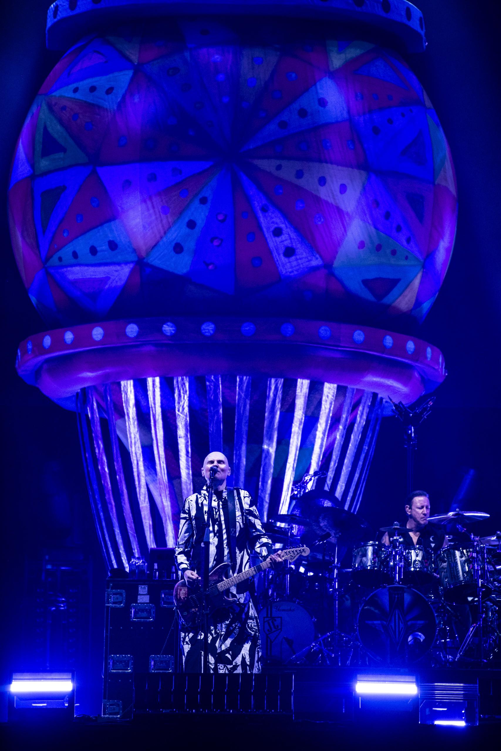 Smashing Pumpkins @ Lokerse Feesten, picture 3, photographed by Sandra Van Watermeulen - FrontView Magazine