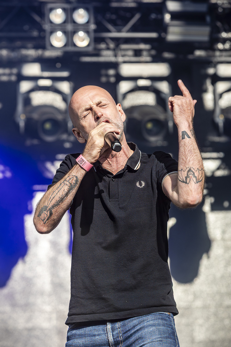 't Hof Van Commerce @ Lokerse Feesten 2025, foto 10, foto's door Edwin Houdevelt - FrontView Magazine
