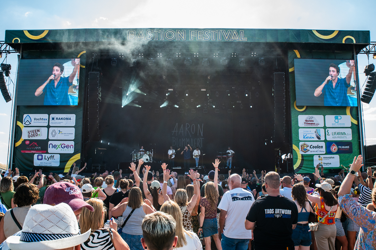 Aaron Blommaert @ Bastion Festival, picture 11, photographed by Anoek Houben - FrontView Magazine
