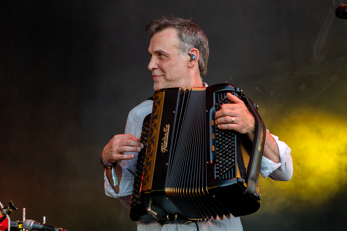 Bart Peeters & De Ideale Mannen @ Bastion Festival, picture 4, photographed by Anoek Houben - FrontView Magazine