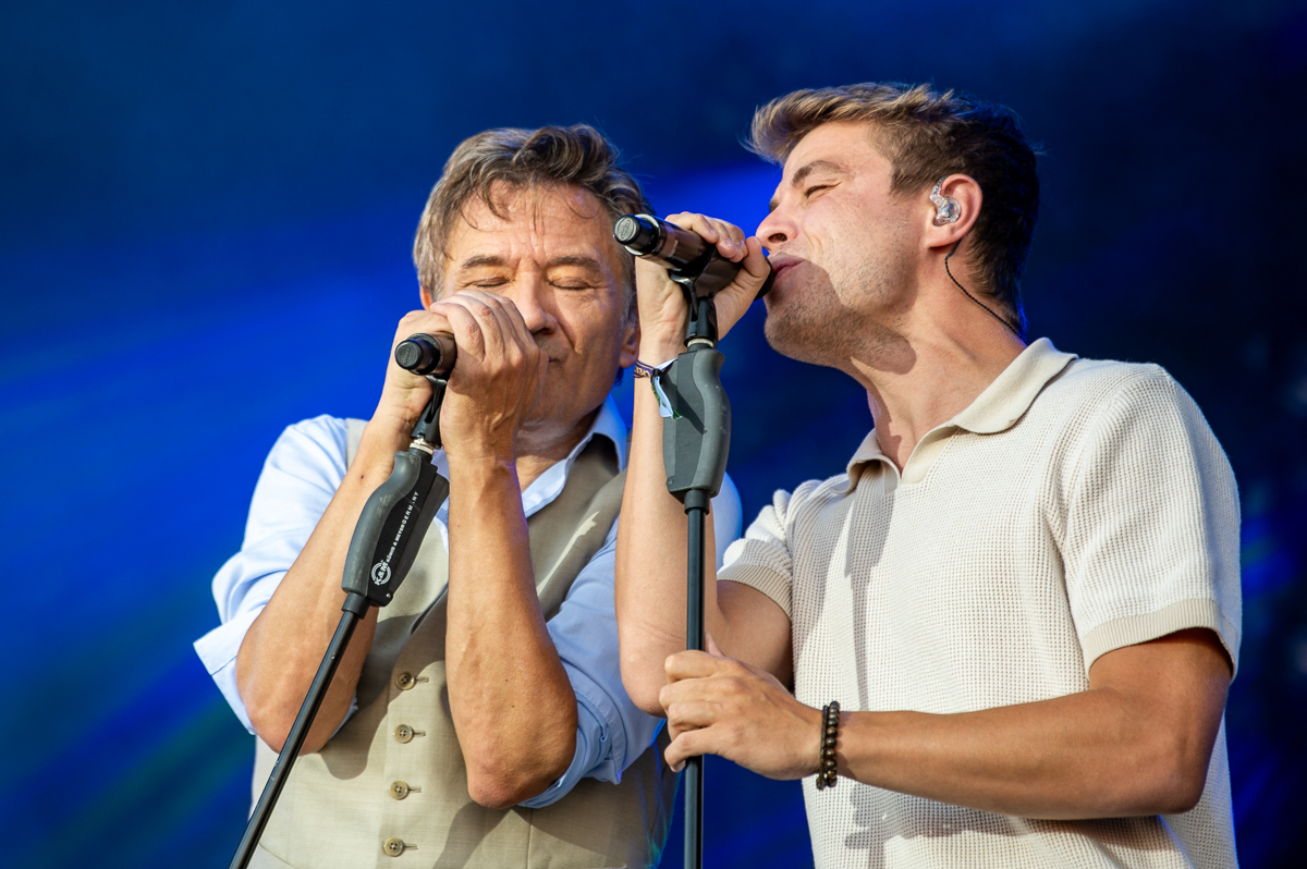 Bart Peeters & De Ideale Mannen @ Bastion Festival, picture 20, photographed by Anoek Houben - FrontView Magazine