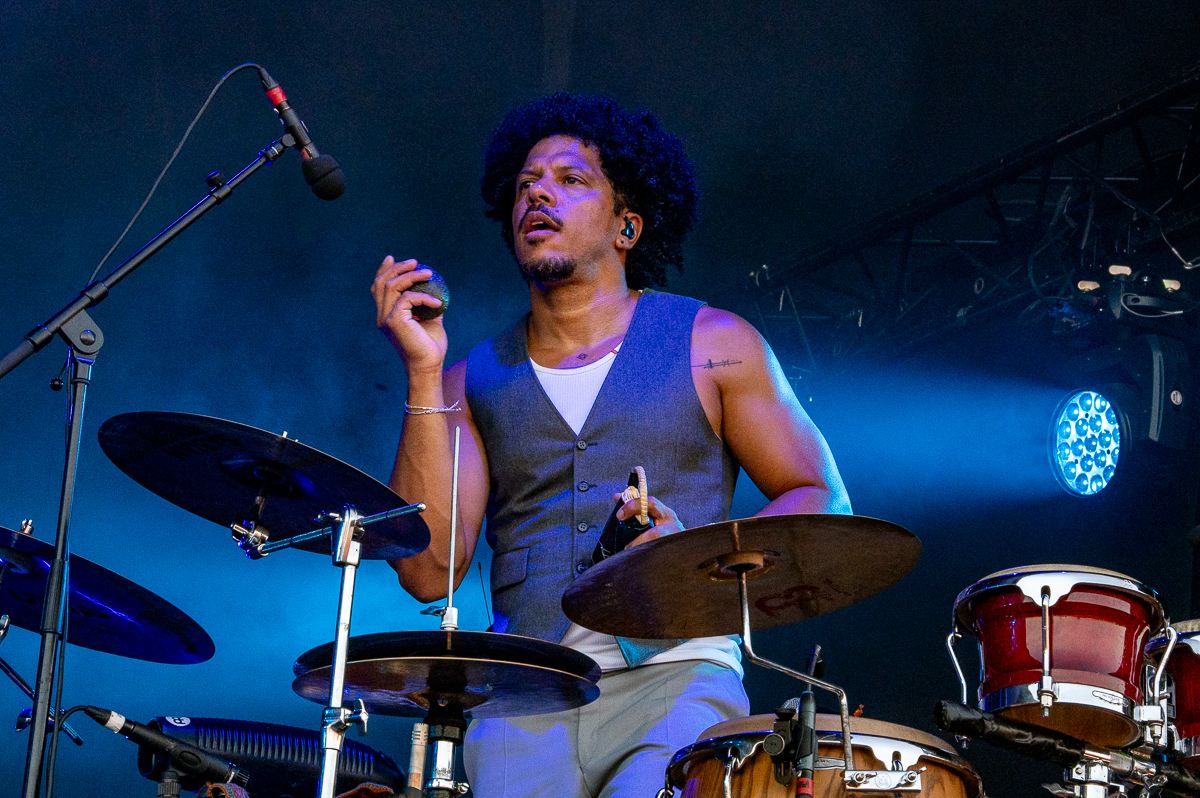 Bart Peeters & De Ideale Mannen @ Bastion Festival, picture 23, photographed by Anoek Houben - FrontView Magazine