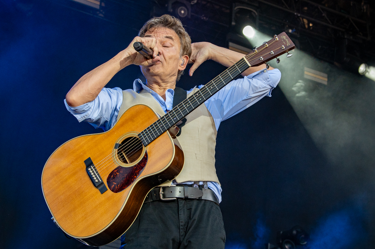 Bart Peeters & De Ideale Mannen @ Bastion Festival, picture 24, photographed by Anoek Houben - FrontView Magazine