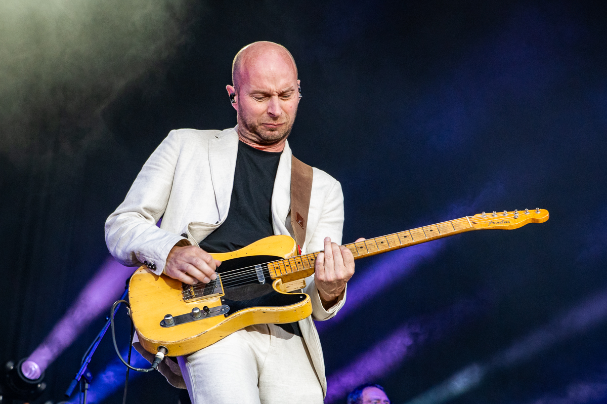Bart Peeters & De Ideale Mannen @ Bastion Festival, picture 26, photographed by Anoek Houben - FrontView Magazine