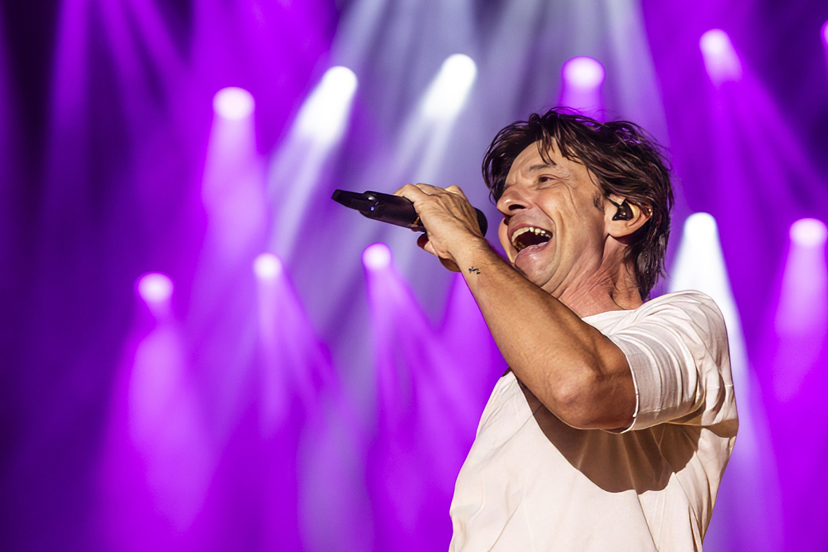 Clouseau @ Lokerse Feesten, picture 5, photographed by Edwin Houdevelt - FrontView Magazine