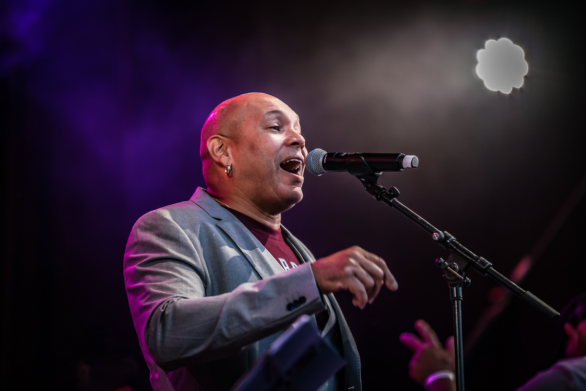 Con Mucho Gusto @ Fonnefeesten 2025, foto 1, foto's door Danny Wagemans - FrontView Magazine