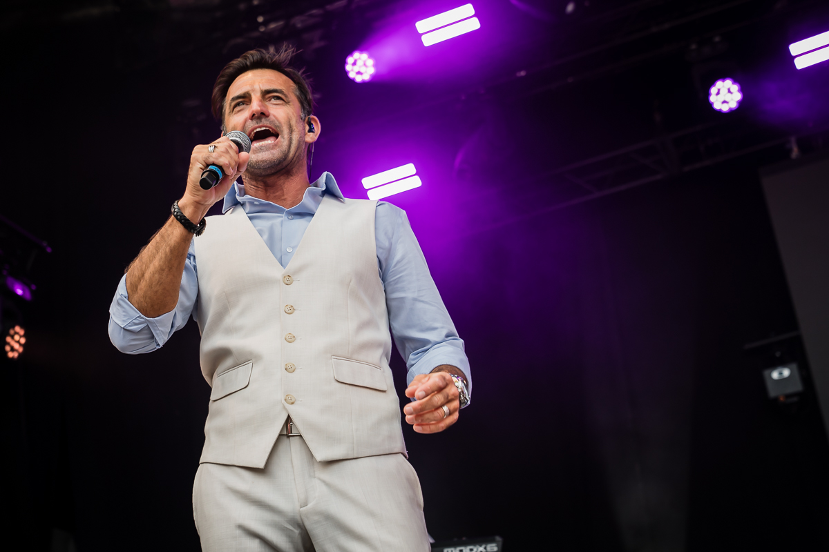 De Romeo's @ Fonnefeesten 2025, picture 14, photographed by Danny Wagemans - FrontView Magazine