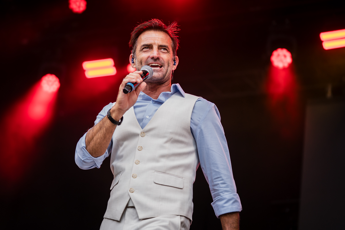 De Romeo's @ Fonnefeesten 2025, picture 16, photographed by Danny Wagemans - FrontView Magazine