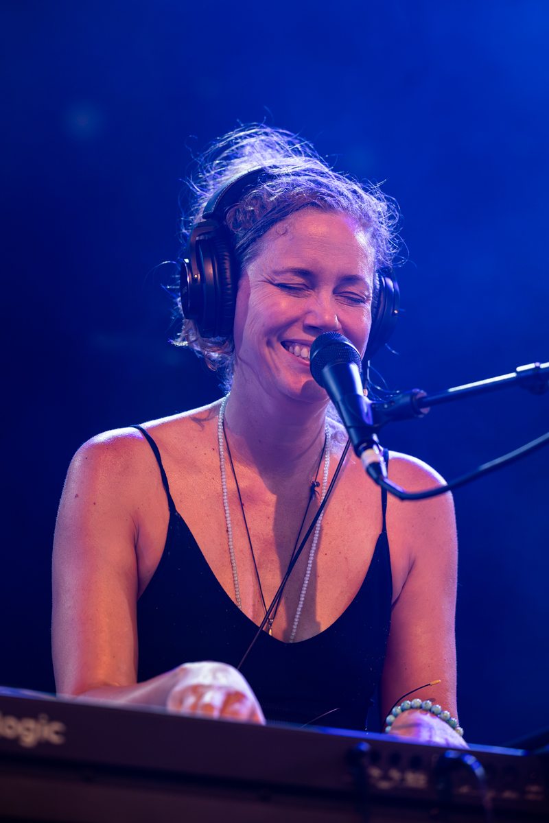 Naima Joris & Vitja Pauwels @ OLT, picture 5, photographed by Bruno Holvoet - FrontView Magazine