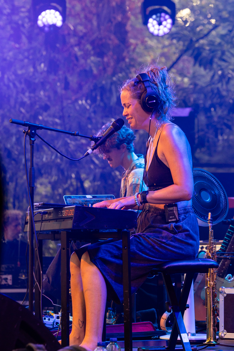 Naima Joris & Vitja Pauwels @ OLT, picture 7, photographed by Bruno Holvoet - FrontView Magazine