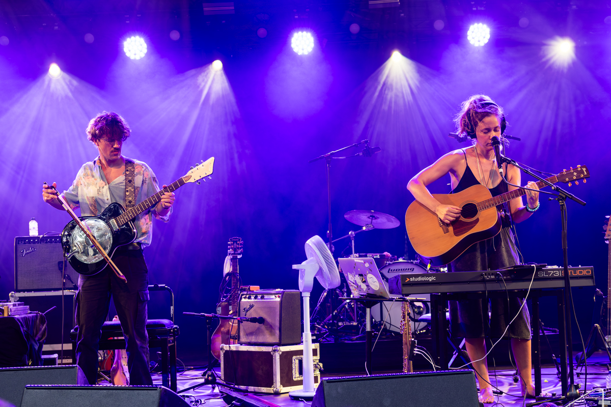 Naima Joris & Vitja Pauwels @ OLT, picture 18, photographed by Bruno Holvoet - FrontView Magazine