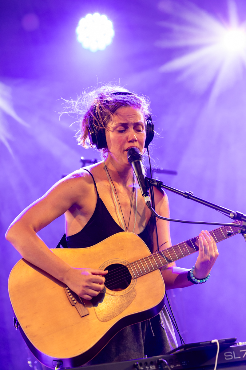 Naima Joris & Vitja Pauwels @ OLT, picture 20, photographed by Bruno Holvoet - FrontView Magazine