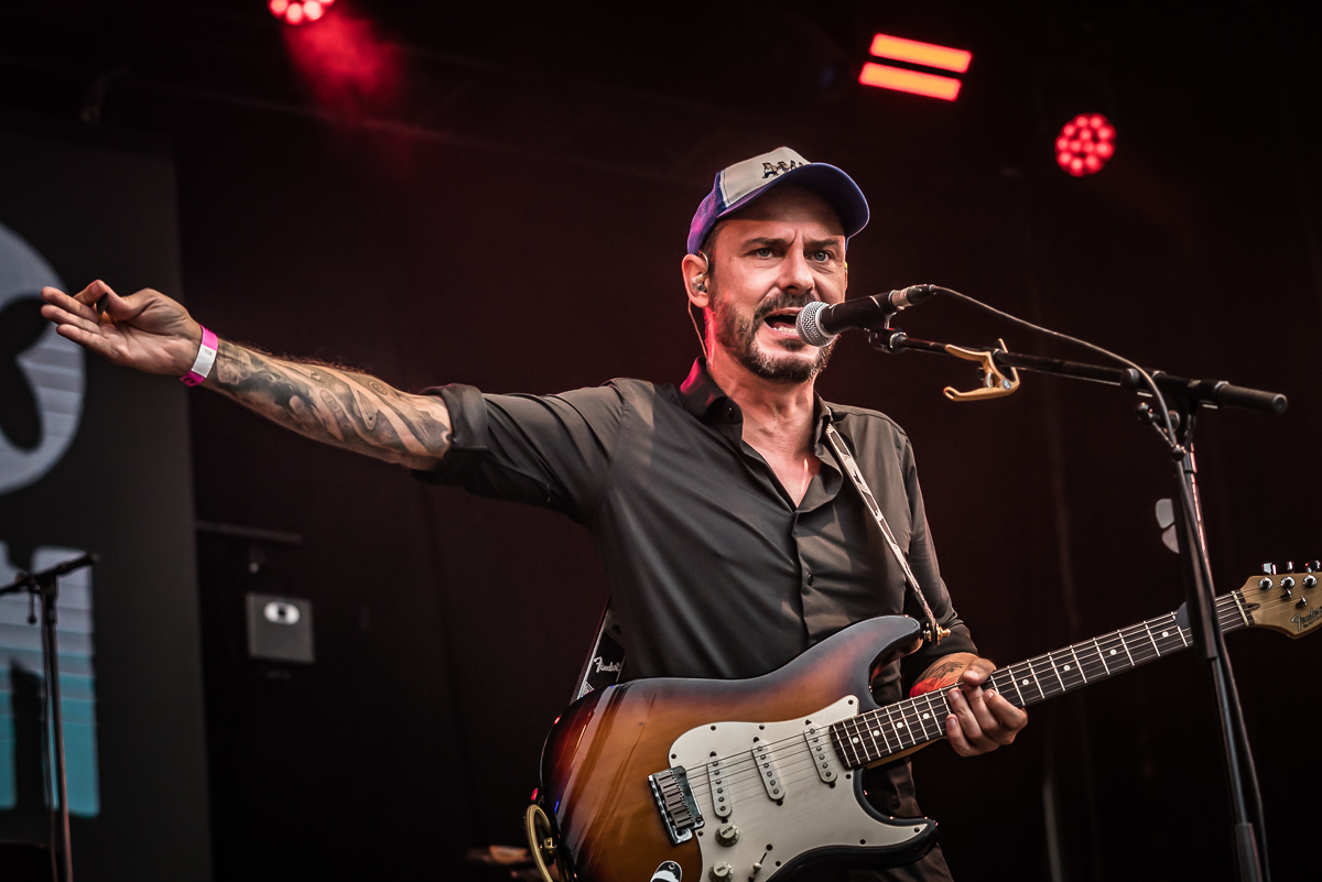 Tijs Vanneste en de Paradijsvogels @ Fonnefeesten 2025, foto 1, foto's door Danny Wagemans - FrontView Magazine