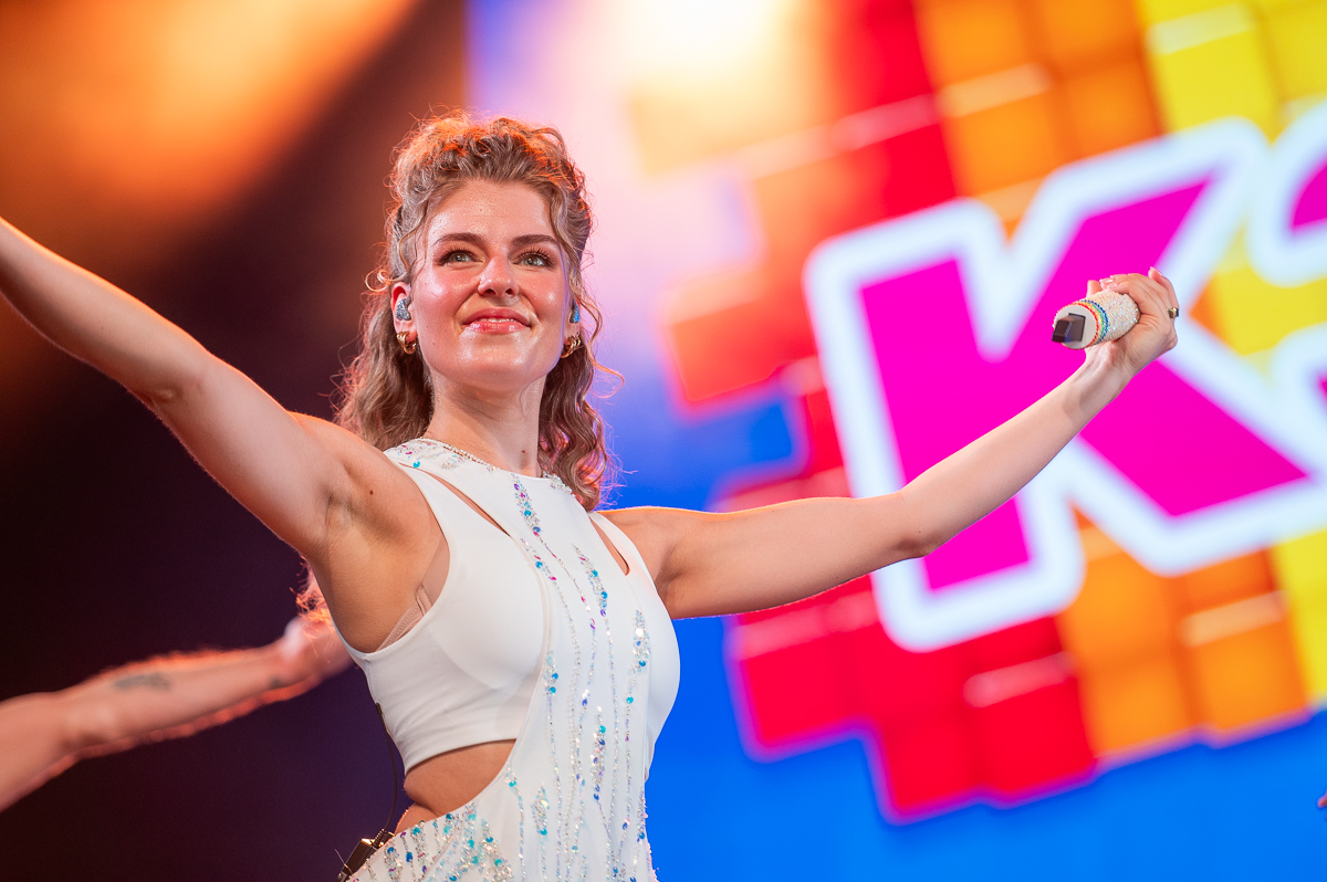 K3 @ Rijvers Festival 2025, picture 19, photographed by Dimitri Vanlommel - FrontView Magazine