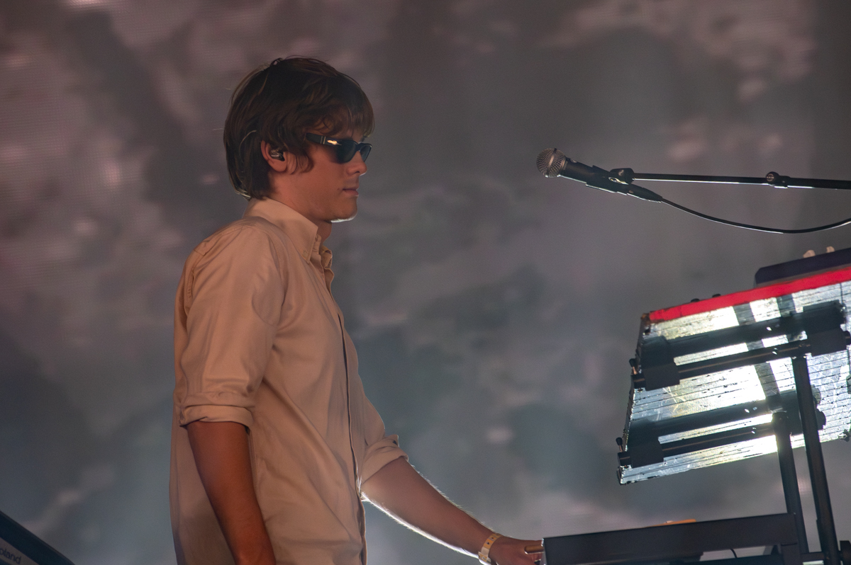 Gotu JIM @ Lowlands, picture 1, photographed by Anoek Houben - FrontView Magazine