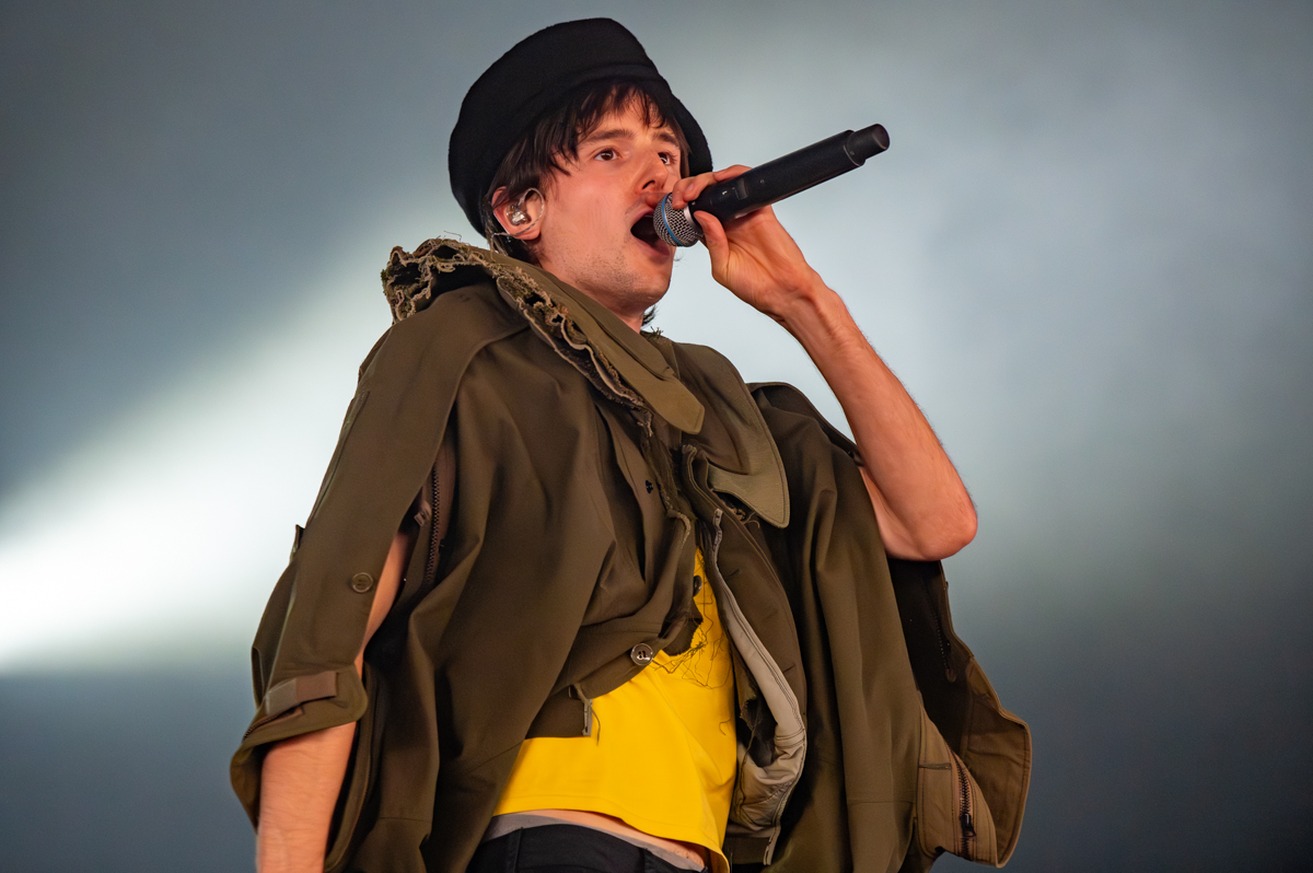Gotu JIM @ Lowlands, picture 3, photographed by Anoek Houben - FrontView Magazine