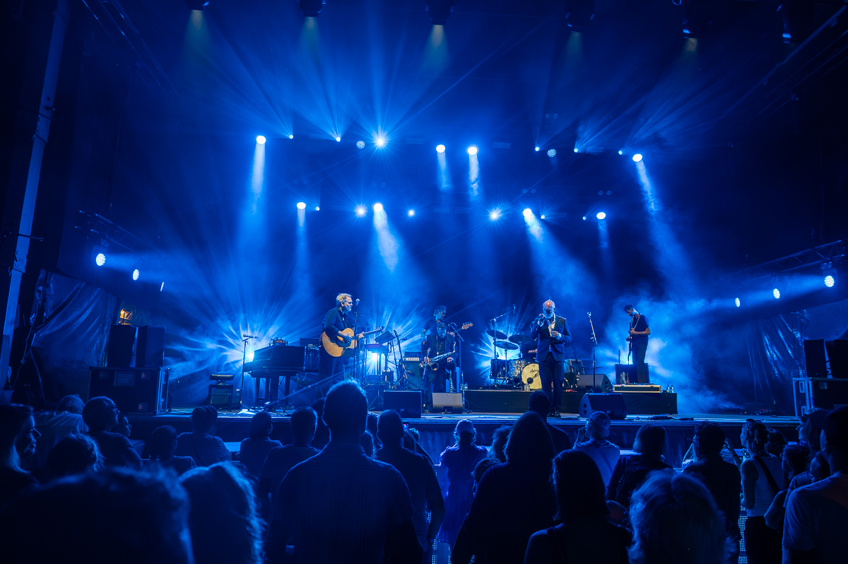 Kommil Foo @ Rijvers Festival 2025, picture 11, photographed by Dimitri Vanlommel - FrontView Magazine