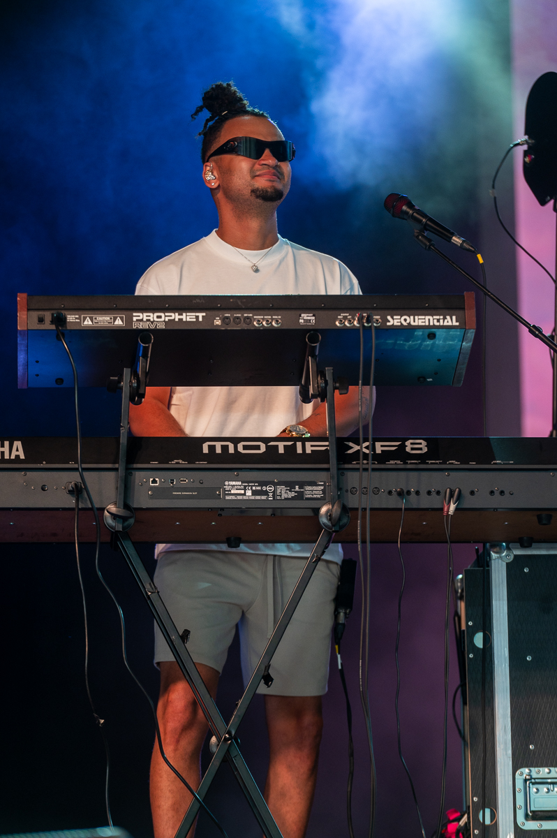 Luna @ Rijvers Festival 2025, picture 9, photographed by Dimitri Vanlommel - FrontView Magazine