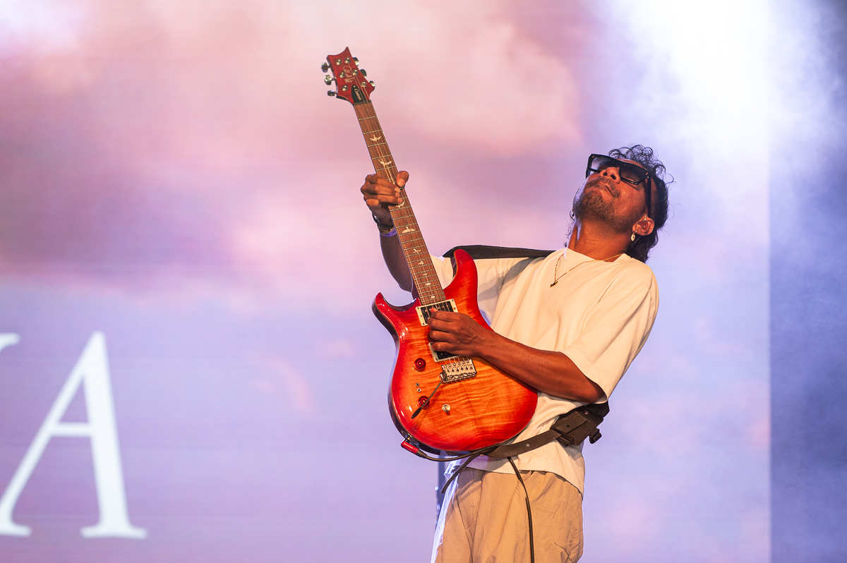 Luna @ Rijvers Festival 2025, picture 11, photographed by Dimitri Vanlommel - FrontView Magazine