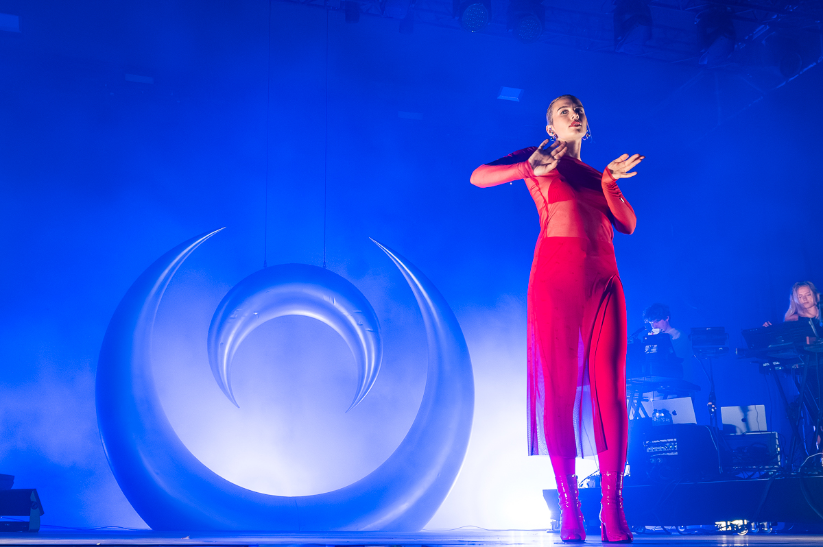 Maan @ Rijvers Festival 2025, picture 2, photographed by Dimitri Vanlommel - FrontView Magazine