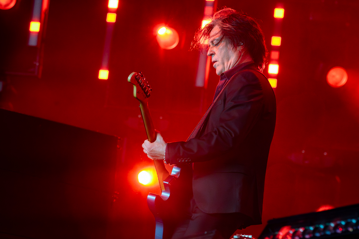 Queens Of The Stone Age @ Lowlands, picture 2, photographed by Anoek Houben - FrontView Magazine