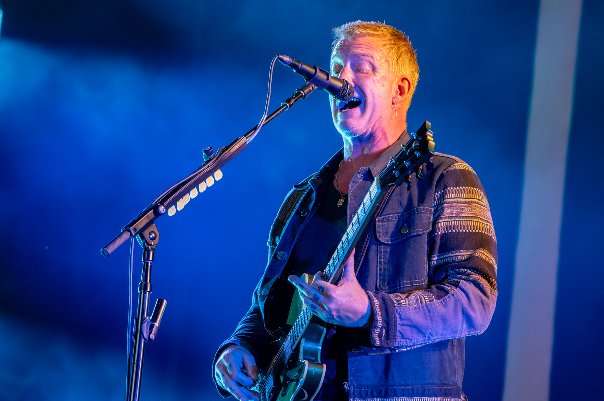 Queens Of The Stone Age @ Lowlands, picture 4, photographed by Anoek Houben - FrontView Magazine