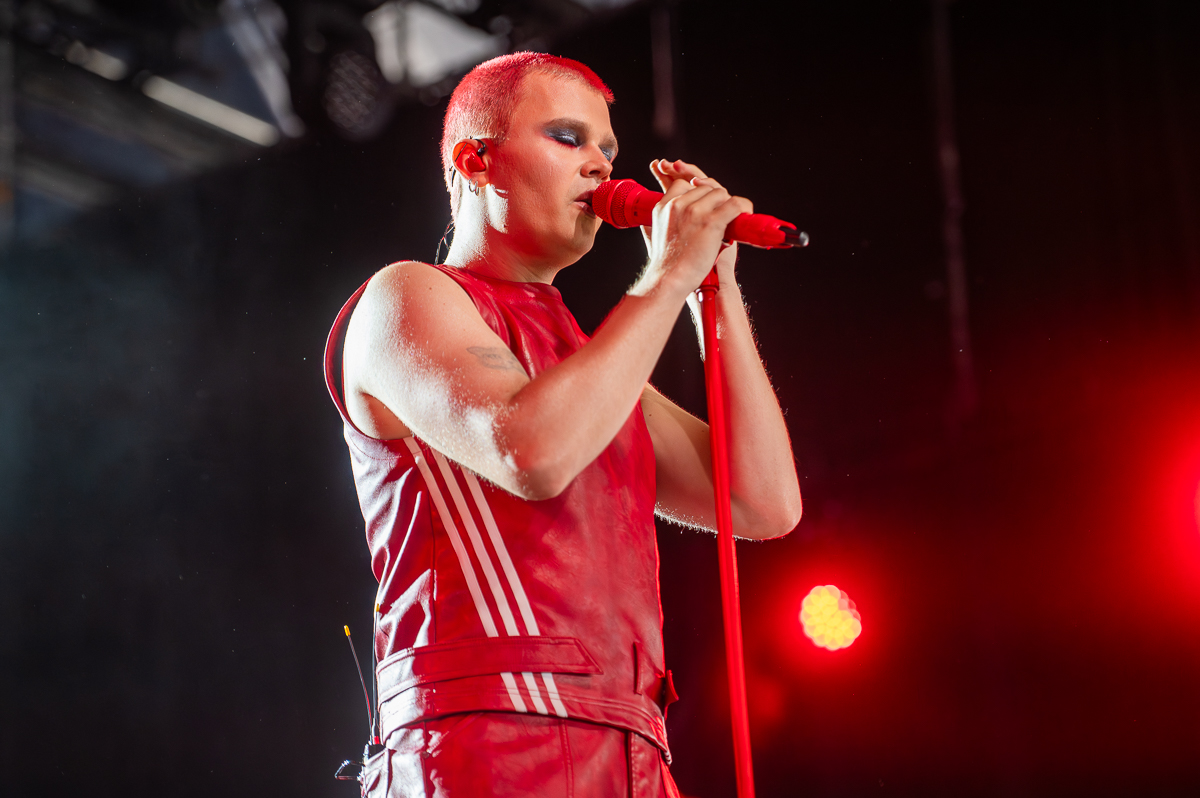 Red Sebastian @ Rijvers Festival 2025, picture 1, photographed by Dimitri Vanlommel - FrontView Magazine