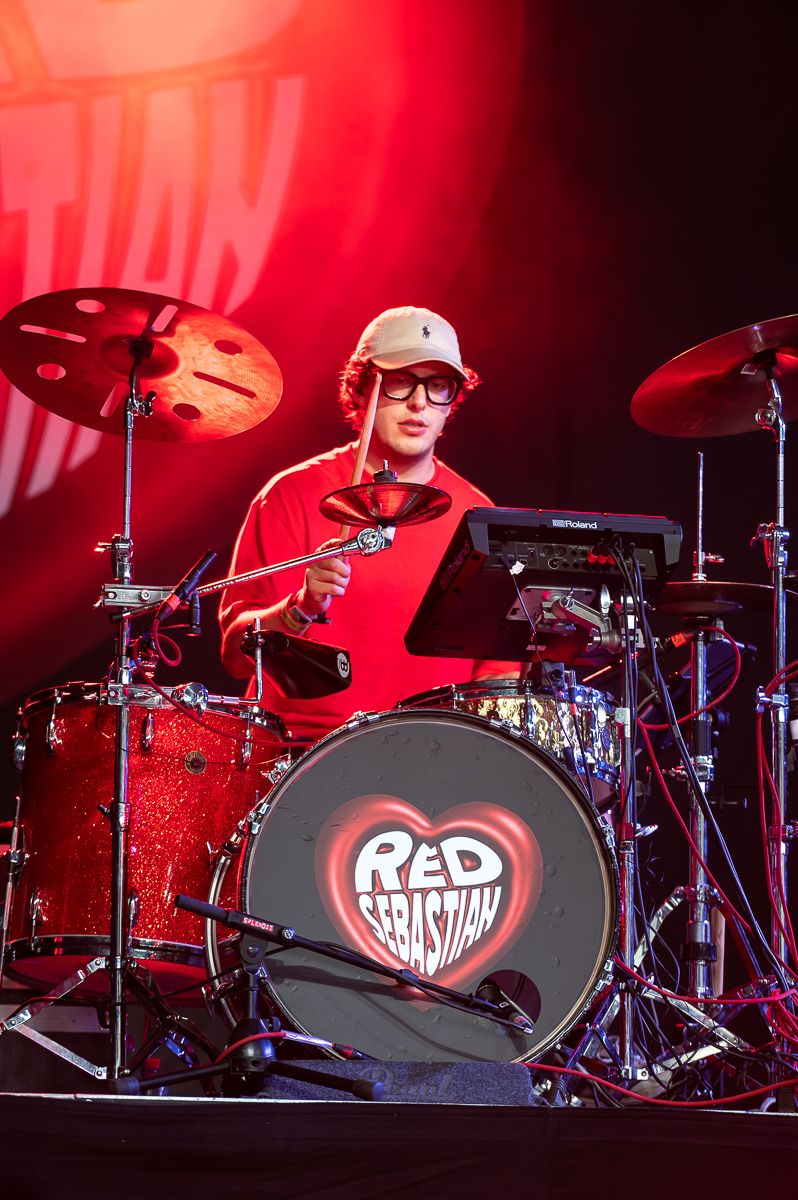 Red Sebastian @ Rijvers Festival 2025, picture 15, photographed by Dimitri Vanlommel - FrontView Magazine