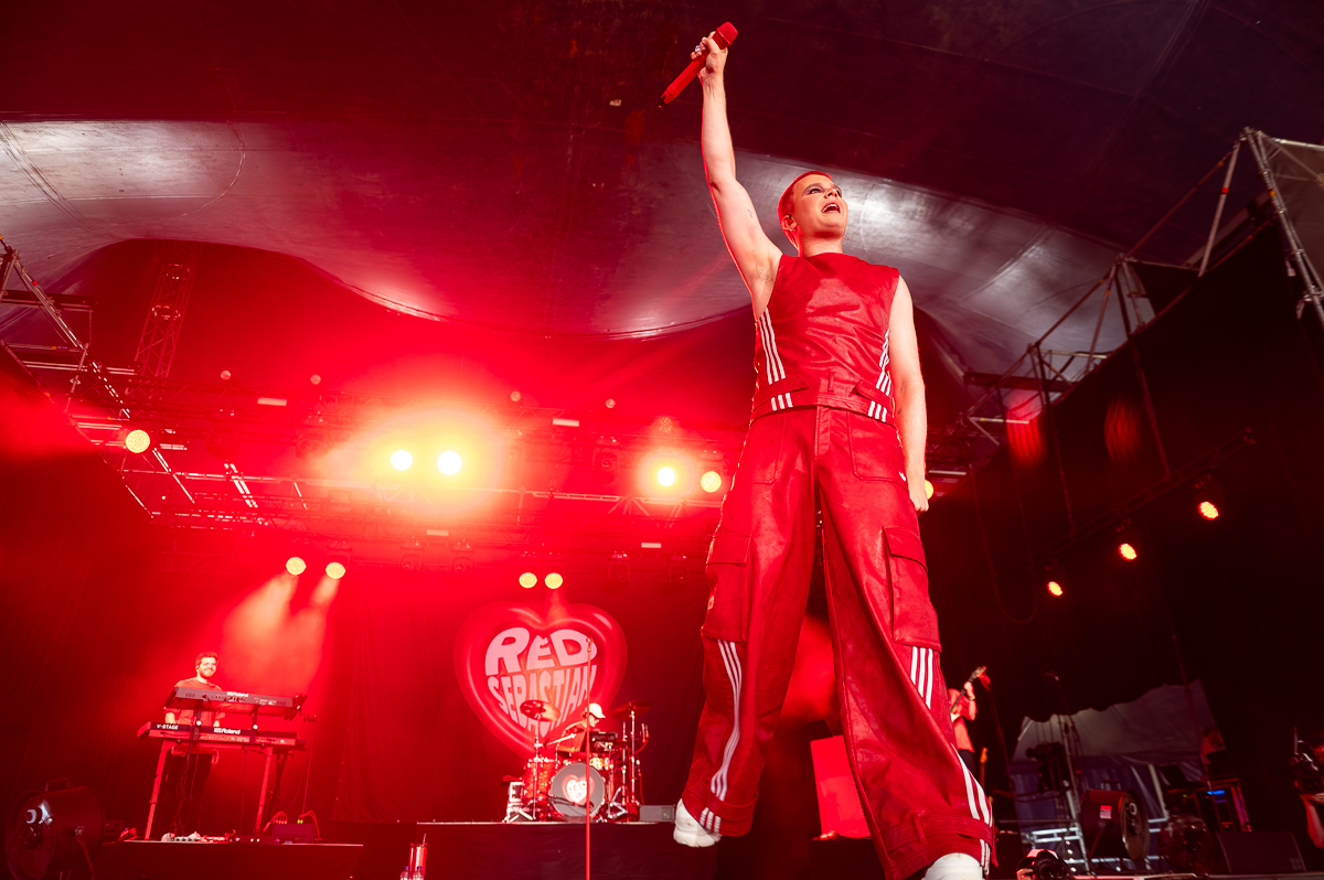 Red Sebastian @ Rijvers Festival 2025, picture 19, photographed by Dimitri Vanlommel - FrontView Magazine
