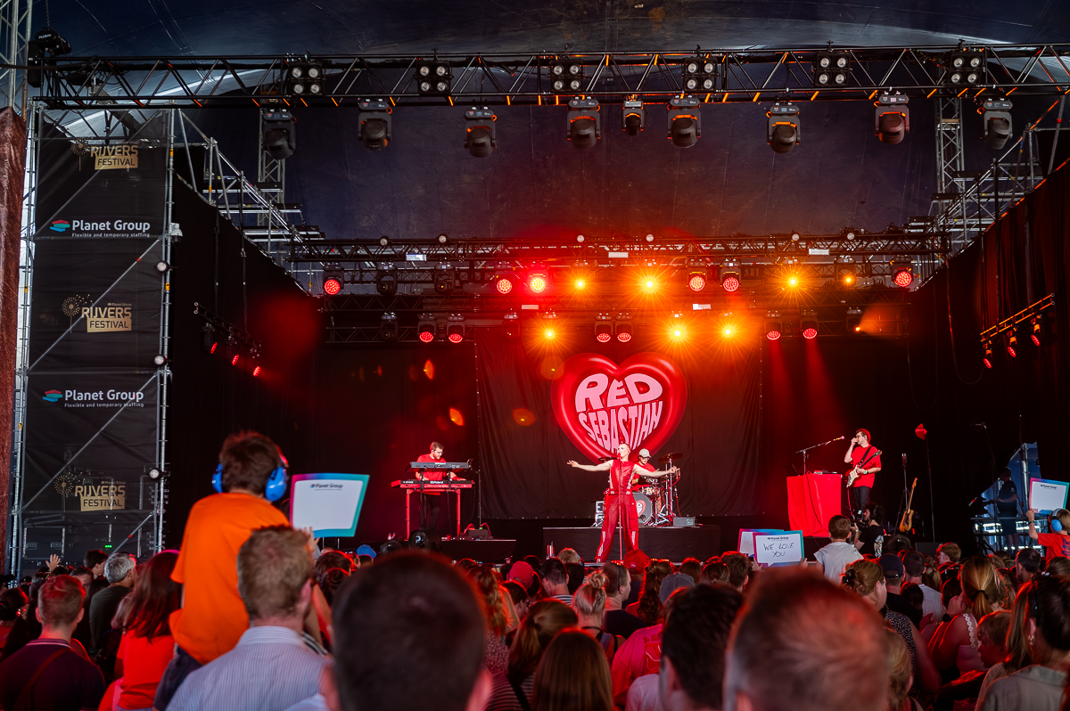 Red Sebastian @ Rijvers Festival 2025, picture 20, photographed by Dimitri Vanlommel - FrontView Magazine