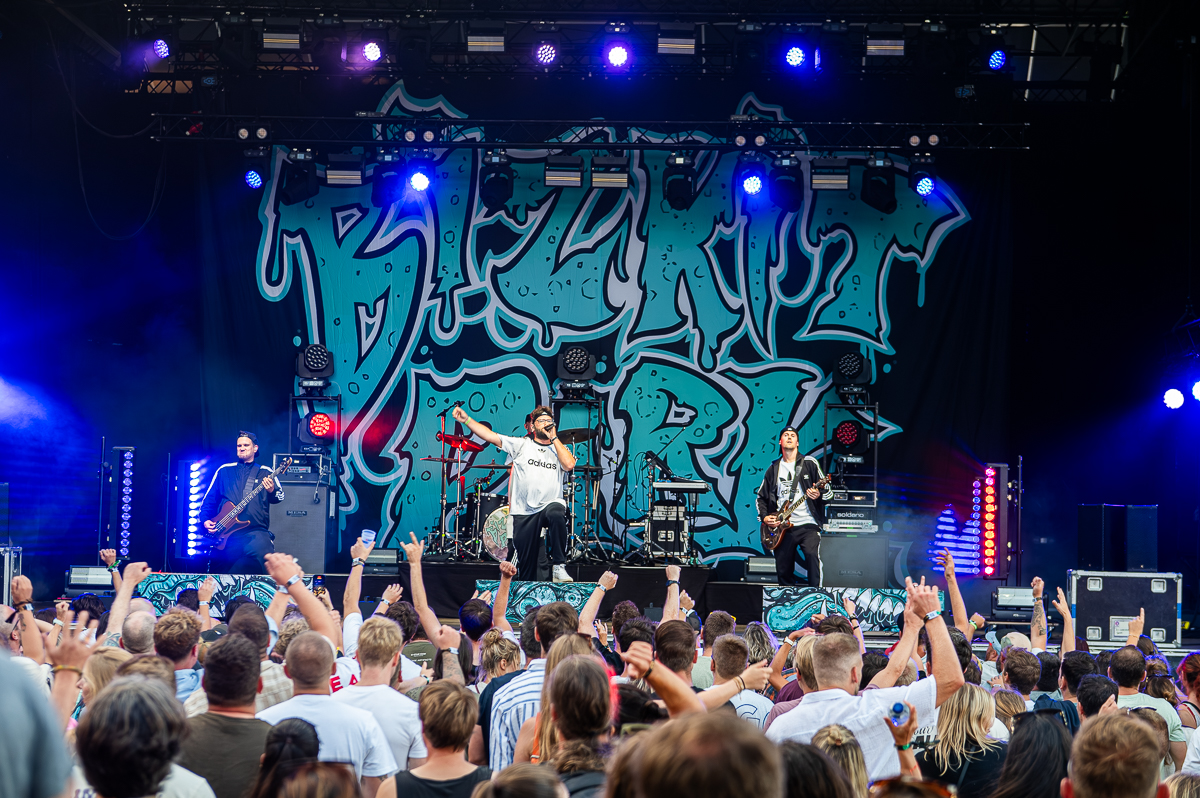 Bizkit Park @ Rijvers Festival 2025, picture 1, photographed by Dimitri Vanlommel - FrontView Magazine