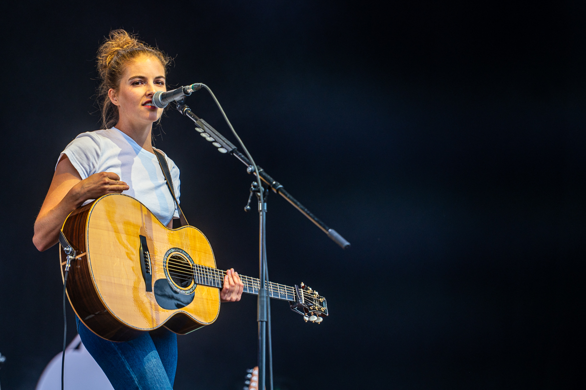 Emmy d'Arc @ Rijvers Festival 2025, picture 2, photographed by Dimitri Vanlommel - FrontView Magazine