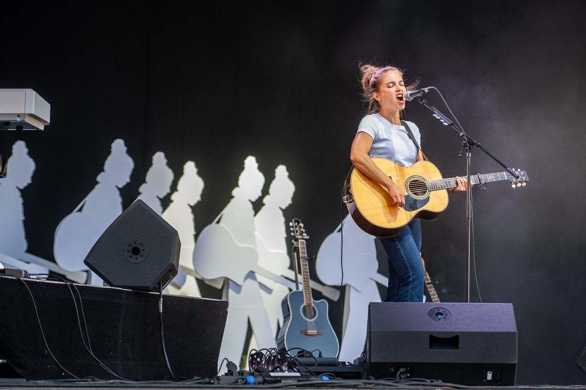 Emmy d'Arc @ Rijvers Festival 2025, picture 13, photographed by Dimitri Vanlommel - FrontView Magazine
