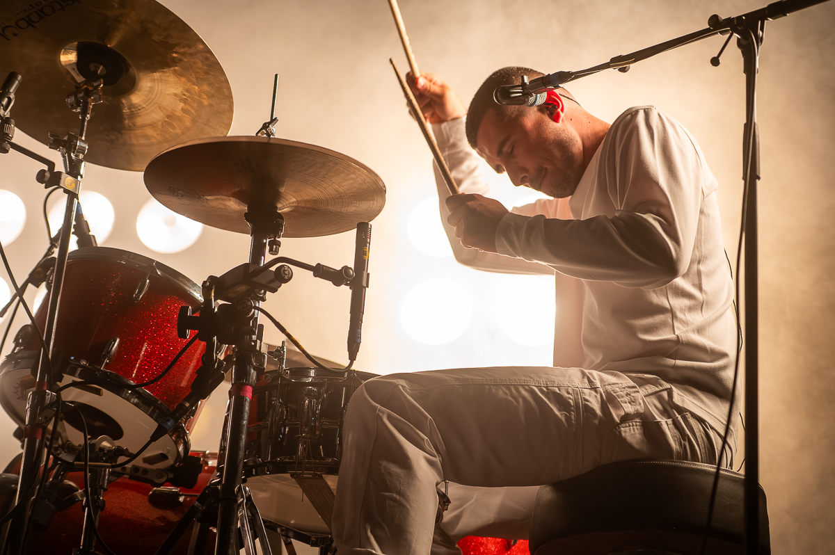 Equal Idiots @ Rijvers Festival 2025, picture 4, photographed by Dimitri Vanlommel - FrontView Magazine