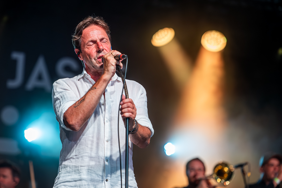Mama's Jasje @ Rijvers Festival 2025, picture 5, photographed by Dimitri Vanlommel - FrontView Magazine