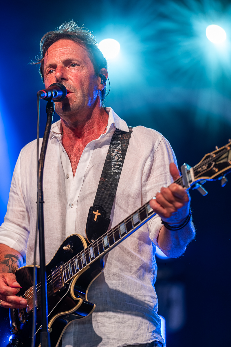 Mama's Jasje @ Rijvers Festival 2025, picture 17, photographed by Dimitri Vanlommel - FrontView Magazine
