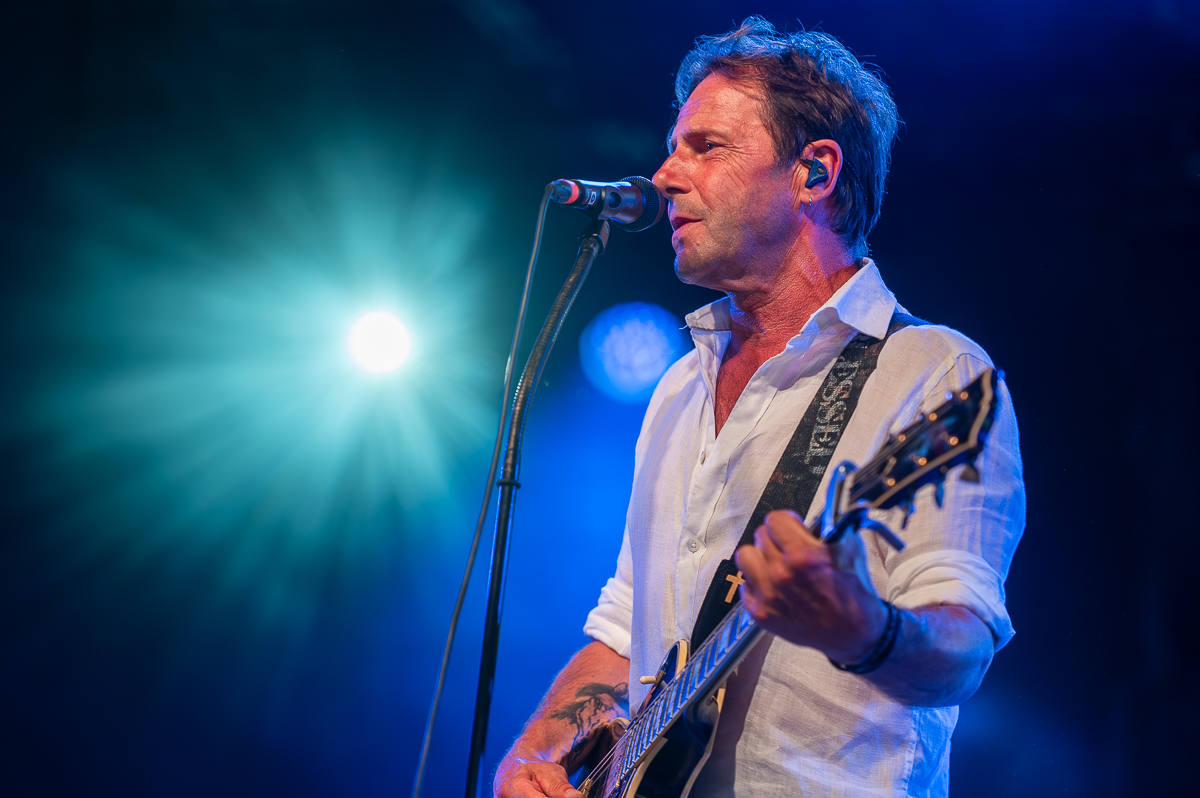 Mama's Jasje @ Rijvers Festival 2025, picture 18, photographed by Dimitri Vanlommel - FrontView Magazine