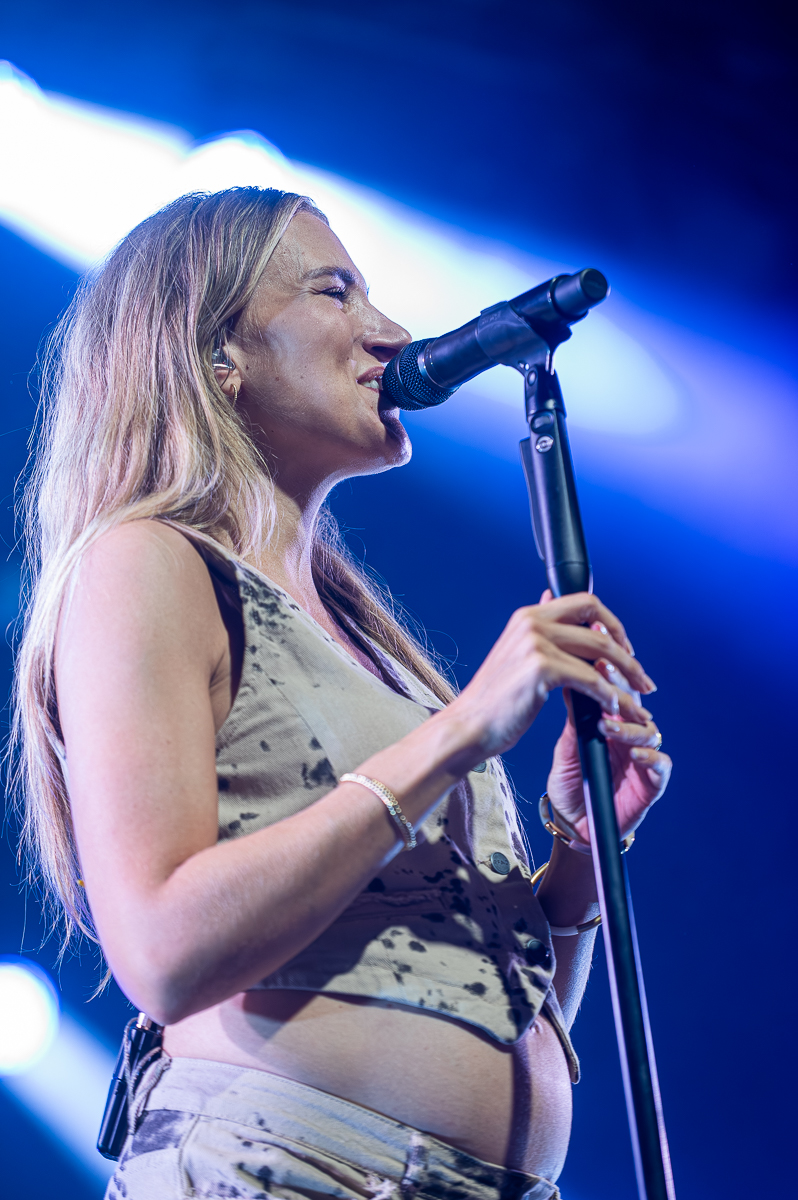 Suzan & Freek @ Rijvers Festival 2025, picture 8, photographed by Dimitri Vanlommel - FrontView Magazine