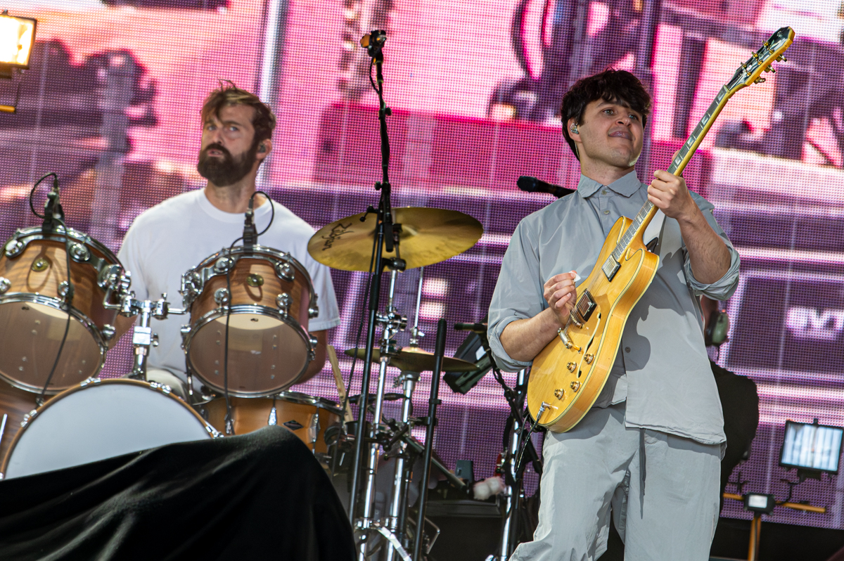 Vampire Weekend @ Lowlands, picture 2, photographed by Anoek Houben - FrontView Magazine