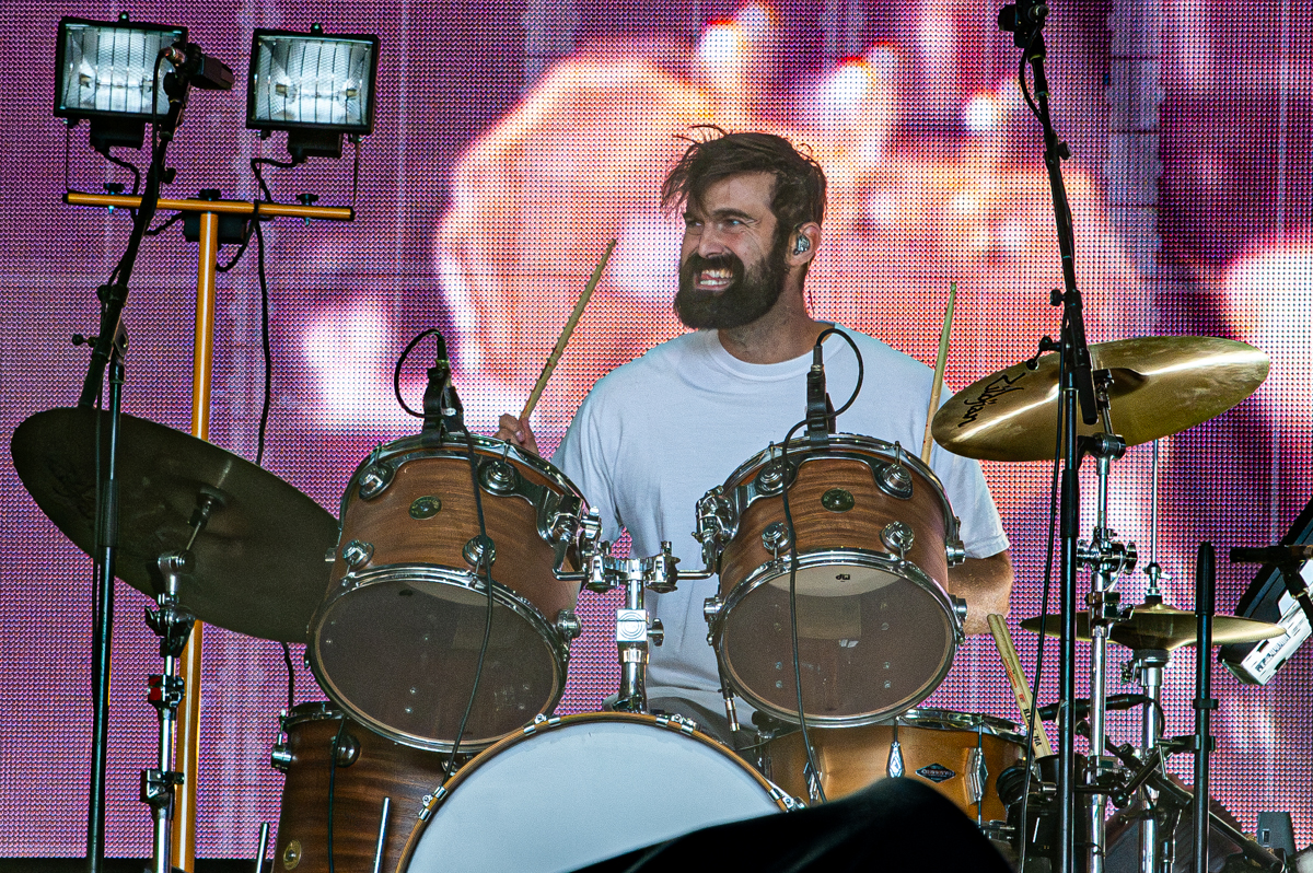 Vampire Weekend @ Lowlands, picture 4, photographed by Anoek Houben - FrontView Magazine