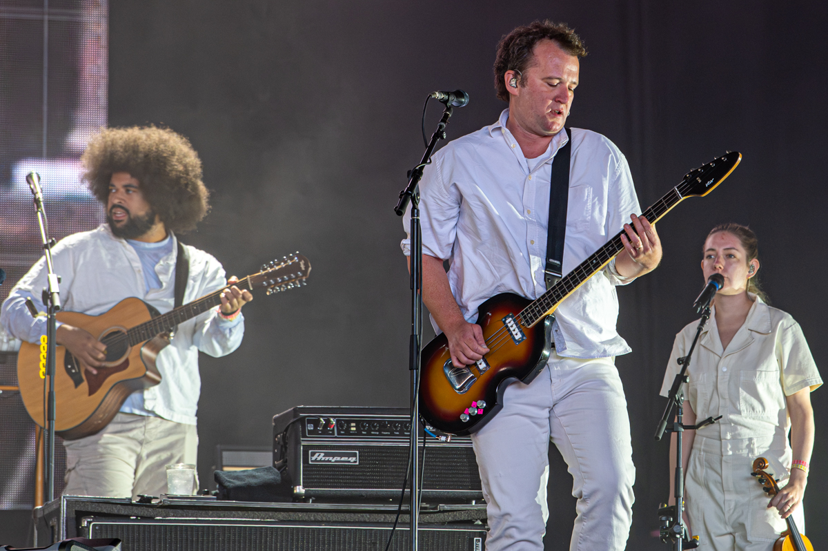 Vampire Weekend @ Lowlands, picture 9, photographed by Anoek Houben - FrontView Magazine