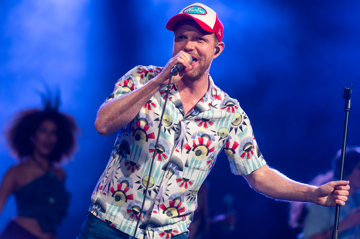 Cleymans zingt Spring @ Rijvers Festival 2025, picture 3, photographed by Dimitri Vanlommel - FrontView Magazine