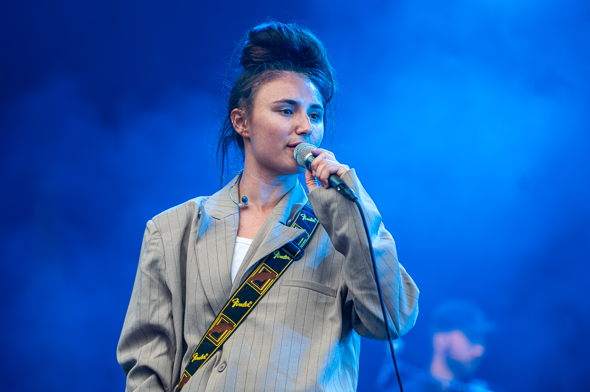 Kids With Buns @ Rijvers Festival 2025, picture 10, photographed by Youri Vanlommel - FrontView Magazine