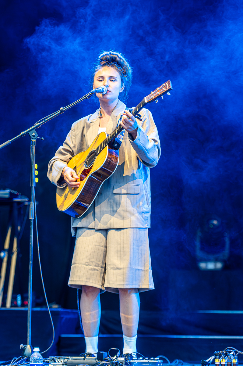 Kids With Buns @ Rijvers Festival 2025, picture 15, photographed by Youri Vanlommel - FrontView Magazine