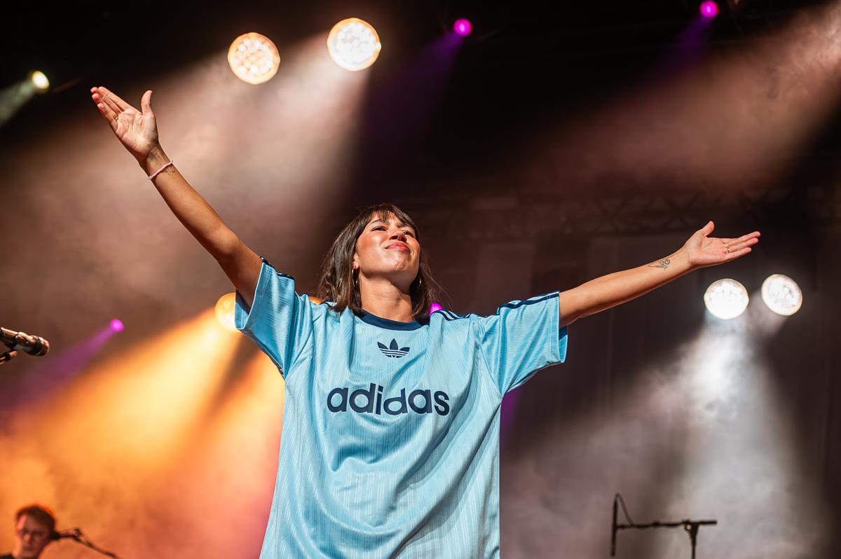 MEAU @ Rijvers Festival 2025, picture 12, photographed by Dimitri Vanlommel - FrontView Magazine