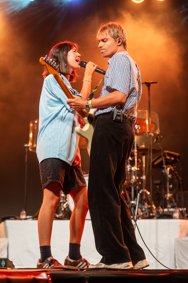 MEAU @ Rijvers Festival 2025, picture 20, photographed by Dimitri Vanlommel - FrontView Magazine