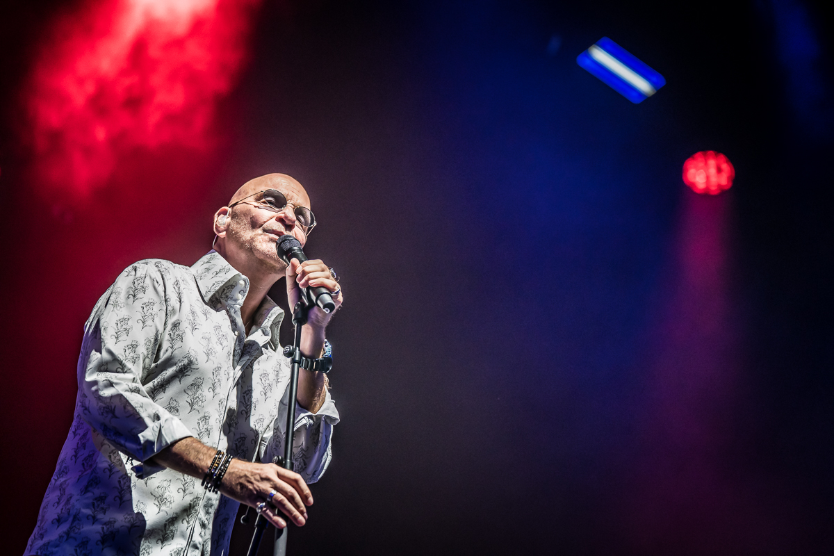 Night Fever - A tribute to the Bee Gees @ Fonnefeesten 2025, foto 4, foto's door Danny Wagemans - FrontView Magazine